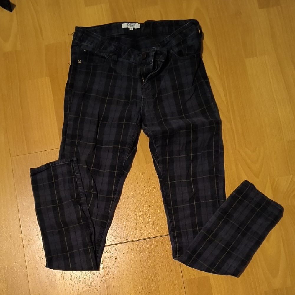 Natural Beauty Basic | Navy Plaid Skinny Pants